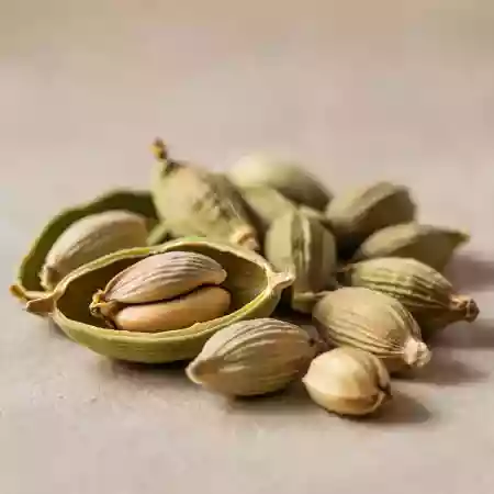 Green cardamom pods from Idukki, basket dried for high oil aroma